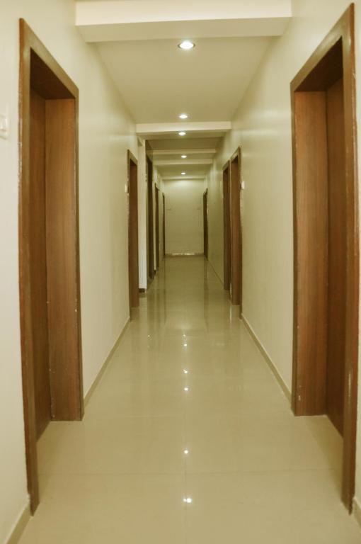 Hotel Sai Srushti Shirdi Exterior foto